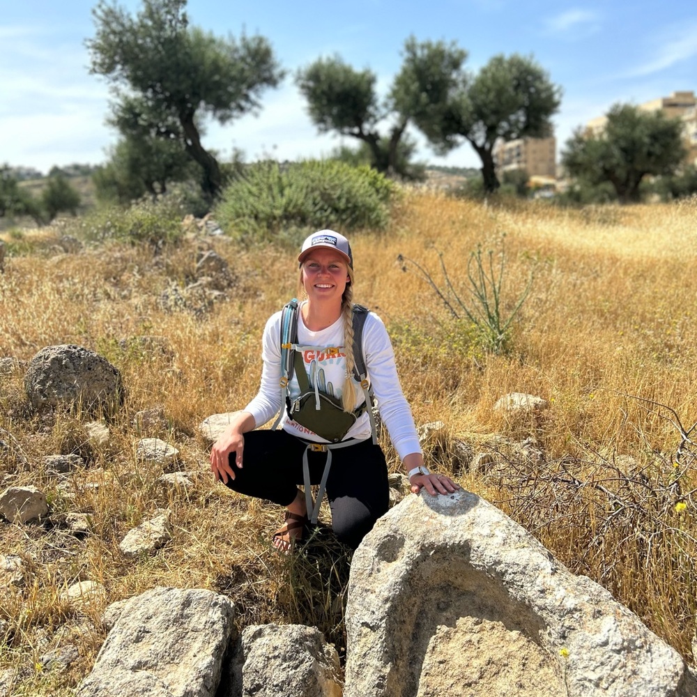 Meet your Posher, Julia